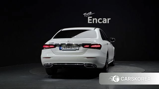 Mercedes-Benz E-Class W213 id 4308559 из Кореи 25