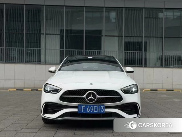 Mercedes-Benz Class C 2025 Белый из Китая, фото 4