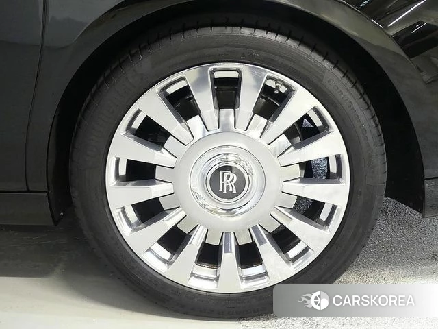 Rolls-Royce Phantom id 4501862 из Кореи 14