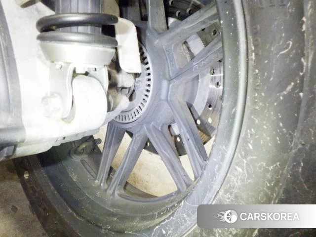 Honda FORZA id 4206095 из Японии 18