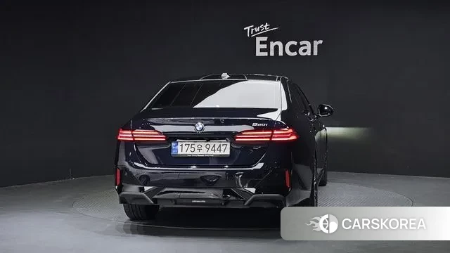 BMW 5 Series (G60) id 3031571 из Кореи 14