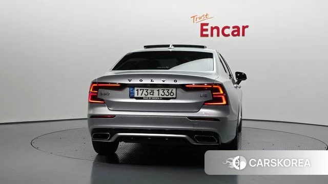 Volvo S60 3rd generation id 3941284 из Кореи 14