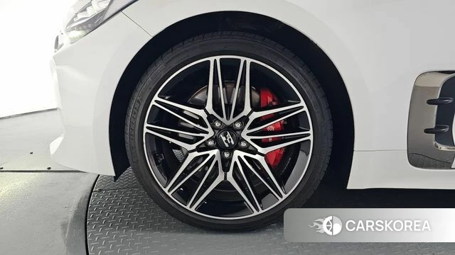 Kia Stinger Meister id 4712518 из Кореи 28