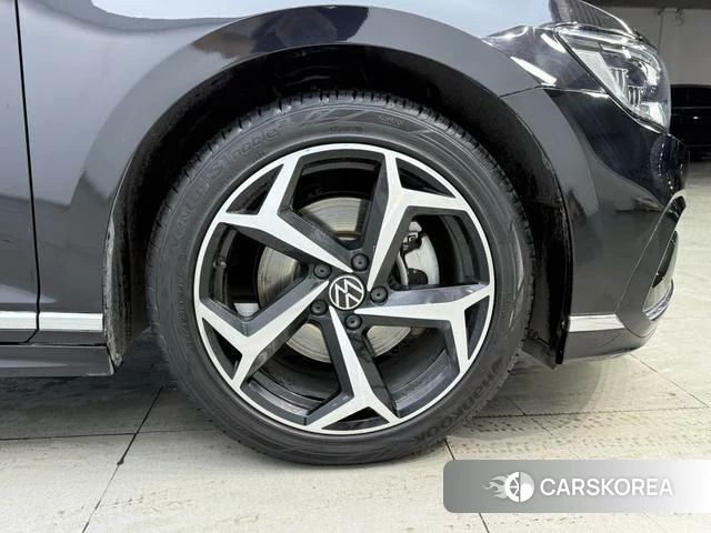 Volkswagen Magotan id 4210549 из Китая 10