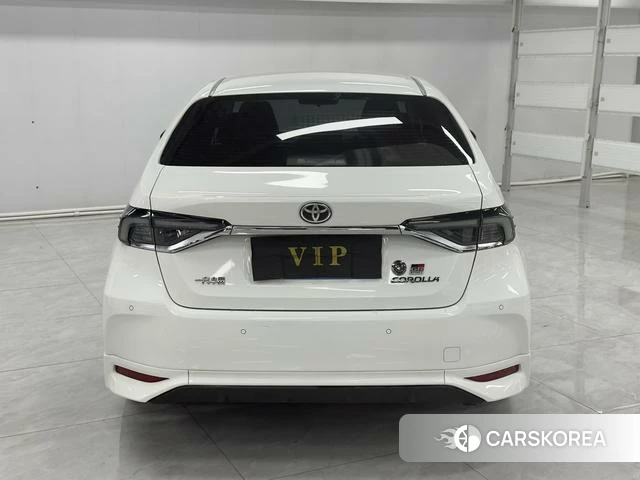 Toyota Corolla id 4205829 из Китая 13