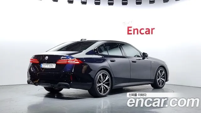 BMW 5 Series (G60) id 2584681 из Кореи 14