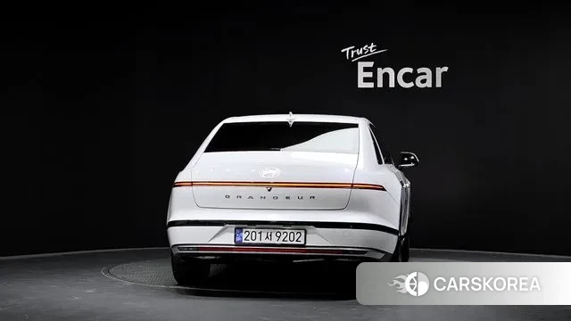 Hyundai Grandeur (GN7) id 3278520 из Кореи 14