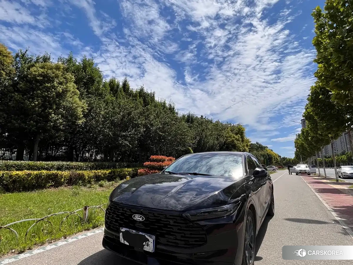 Ford Mondeo 2026 Черный из Китая, фото 6