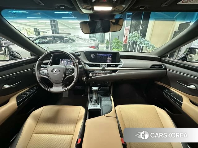 Lexus ES id 4279272 из Китая 16