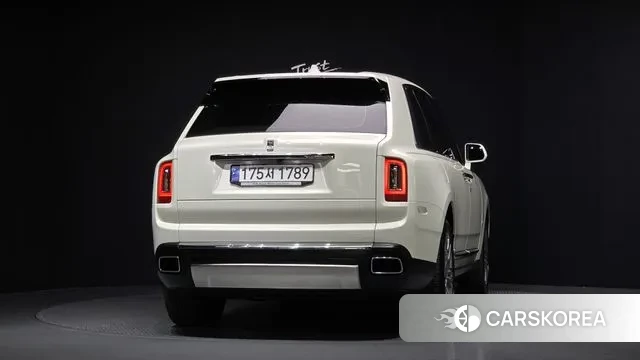 Rolls-Royce Cullinan id 3246752 из Кореи 14