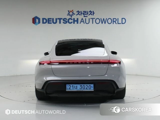 Porsche Taycan id 4342897 из Кореи 14