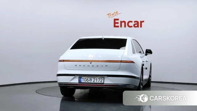 Hyundai Grandeur (GN7) id 4388223 из Кореи 31