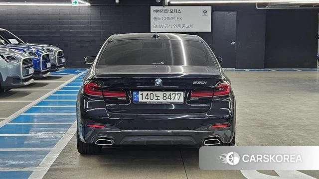 BMW 5 Series (G30) 2023 Черный из Кореи, фото 5