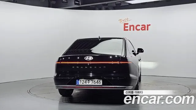 Hyundai Grandeur (GN7) id 2832058 из Кореи 14