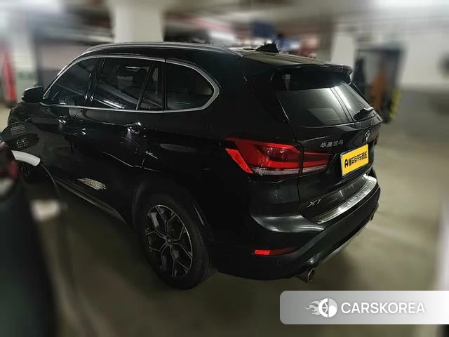 BMW X1 2021 Темно-серый из Китая, фото 4