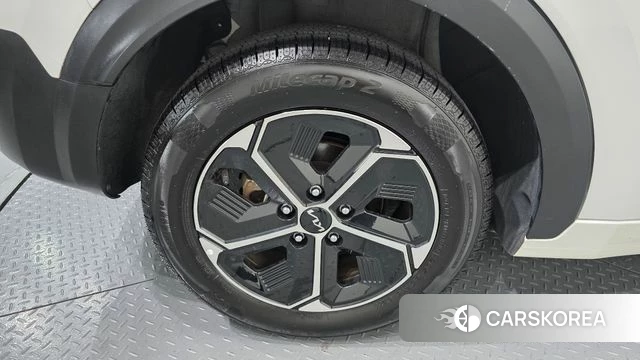 Kia Di Ol Nu Niro id 4894097 из Кореи 24