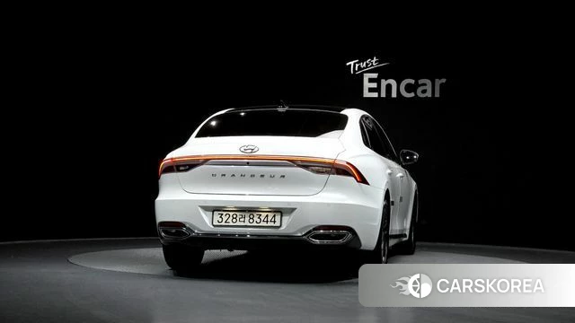 Hyundai The New Grandeur IG id 3924008 из Кореи 14