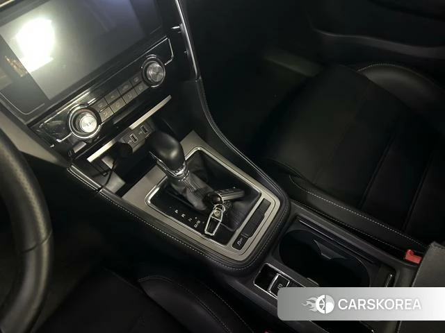 MG MG6 2018 Красный из Китая, фото 4