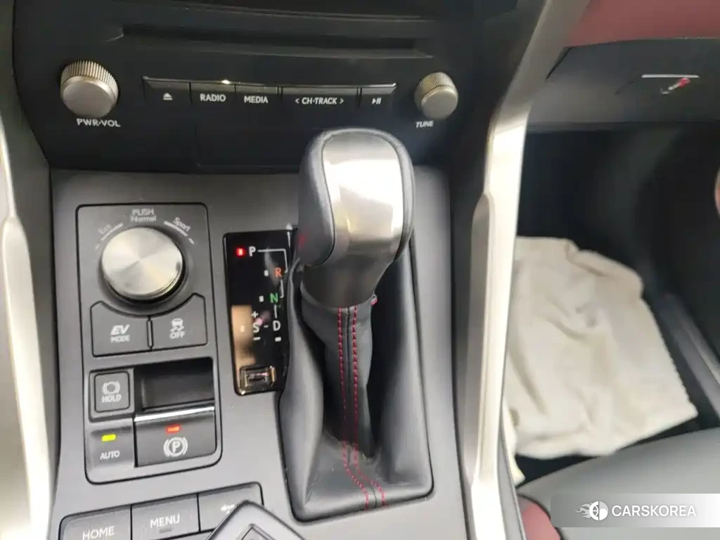 Lexus NX id 4589196 из Китая 15