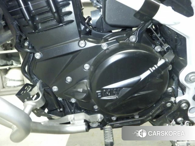 Engine photo