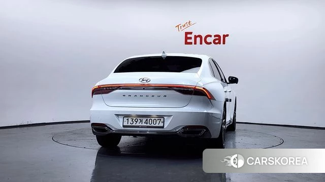 Hyundai The New Grandeur IG id 4384287 из Кореи 24