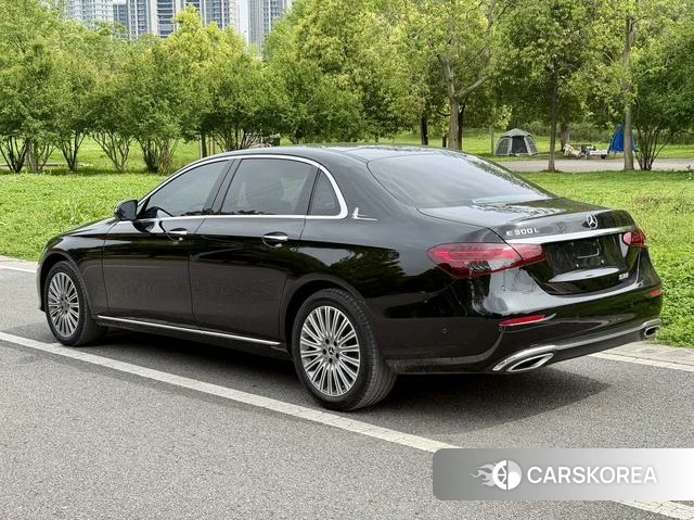 Mercedes-Benz E-class 2022 Черный из Китая, фото 5