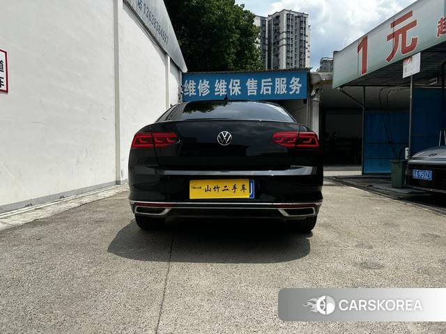 Volkswagen Magotan 2022 Черный из Китая, фото 4