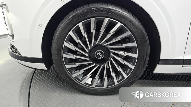 Hyundai Grandeur Hybrid (GN7) id 4280466 из Кореи 28