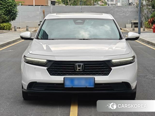 Honda Accord 2023 Белый из Китая, фото 5