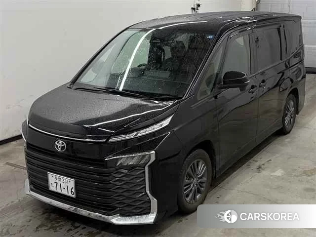 Toyota Voxy 2022 из Японии, фото 4