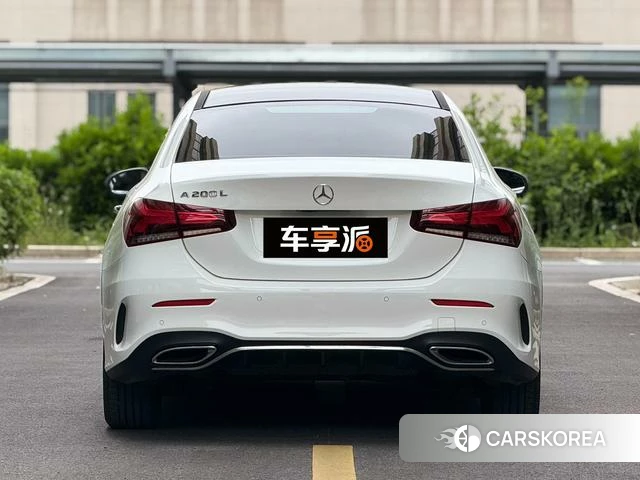 Mercedes-Benz Class A 2021 Белый из Китая, фото 4