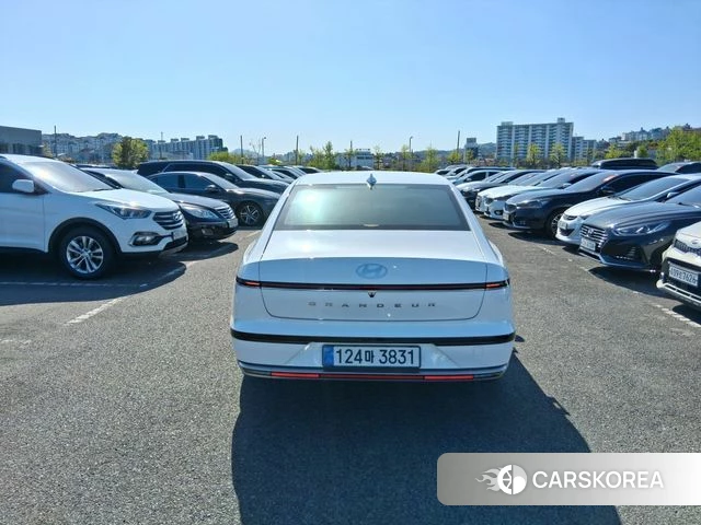 Hyundai Grandeur (GN7) id 3964277 из Кореи 14