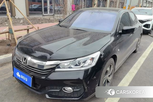 Honda Accord id 4207904 из Китая 11