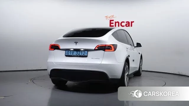 Tesla Model Y id 2980090 из Кореи 14