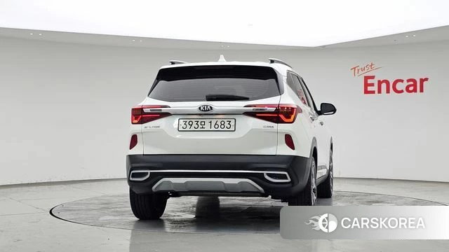 Kia Seltos id 4702677 из Кореи 14