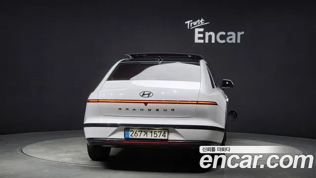 Hyundai Grandeur (GN7) id 2712042 из Кореи 14