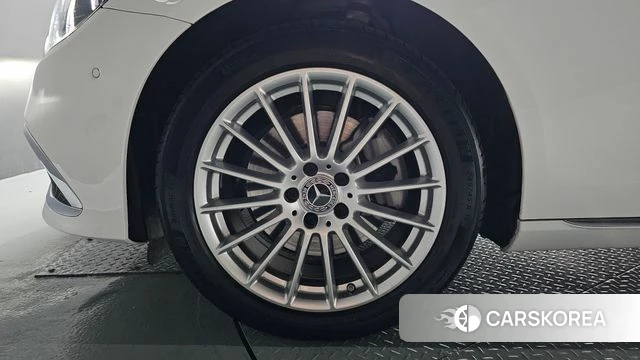Mercedes-Benz E-Class W213 id 4847933 из Кореи 28