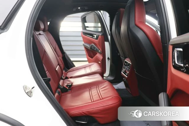 Porsche Cayenne Coupé id 4210314 из Китая 29