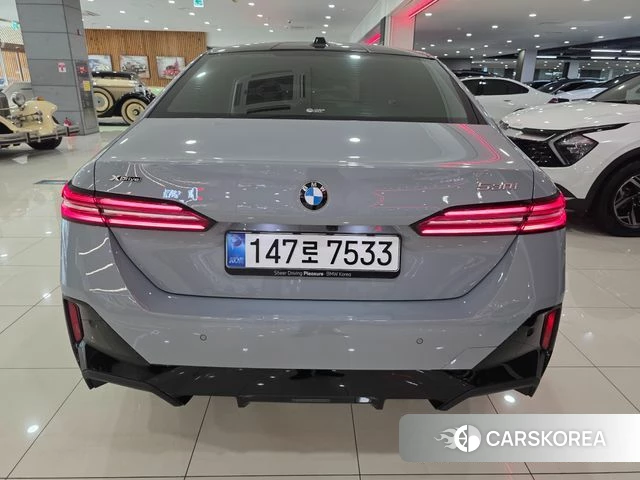 BMW 5 Series (G60) id 4499269 из Кореи 12