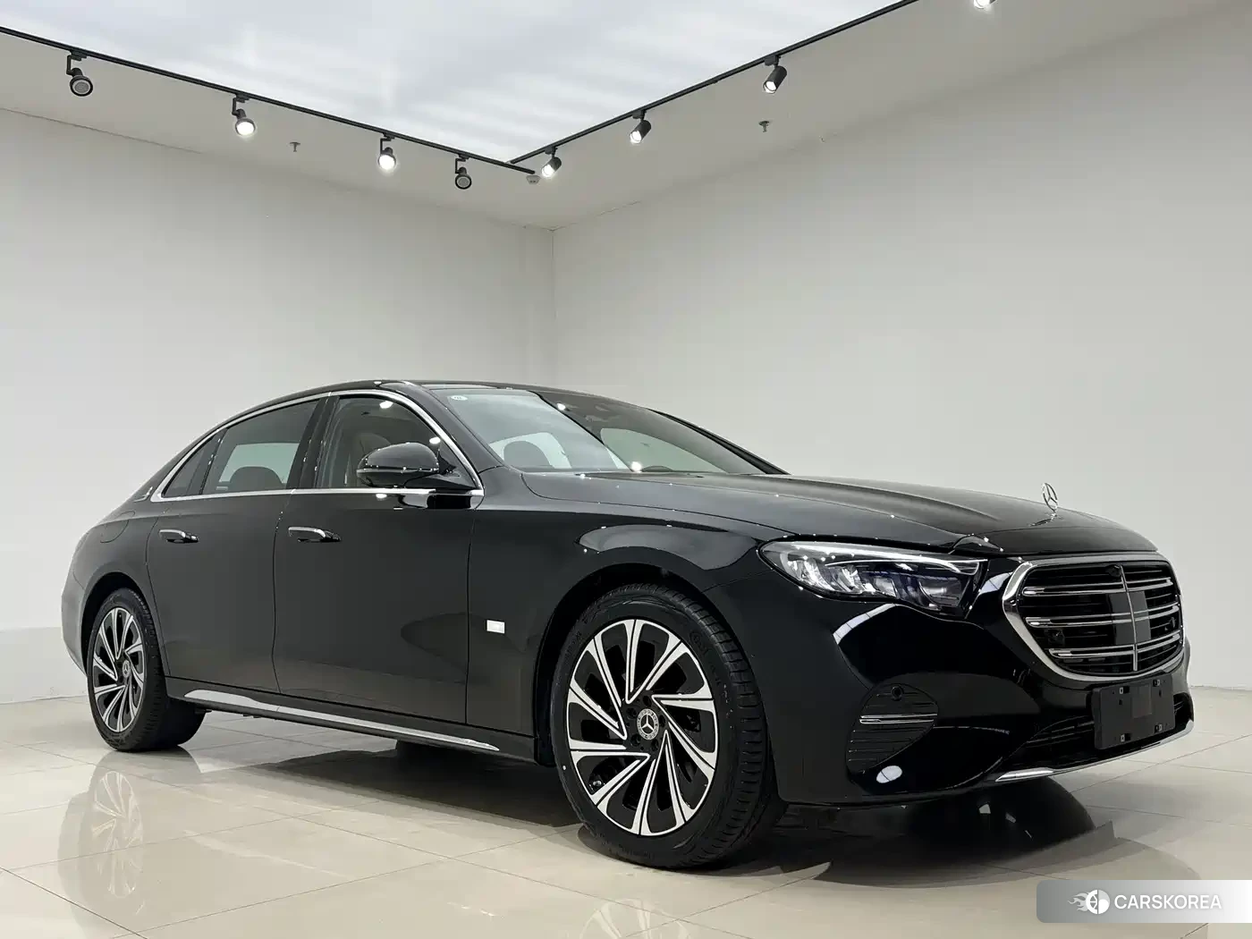 Mercedes-Benz E-Class id 4547421 из Китая 10