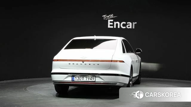 Hyundai Grandeur Hybrid (GN7) id 4555377 из Кореи 34