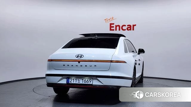 Hyundai Grandeur (GN7) id 3891913 из Кореи 14