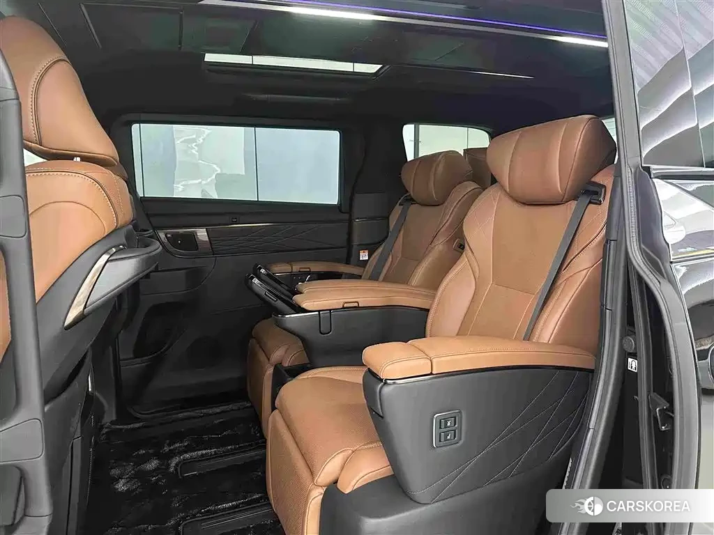 Toyota Elfa id 4576314 из Китая 10
