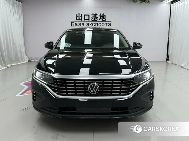 Volkswagen Passat 2023 Черный из Китая, фото 4