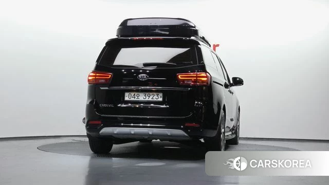Kia The New Carnival id 4285902 из Кореи 14