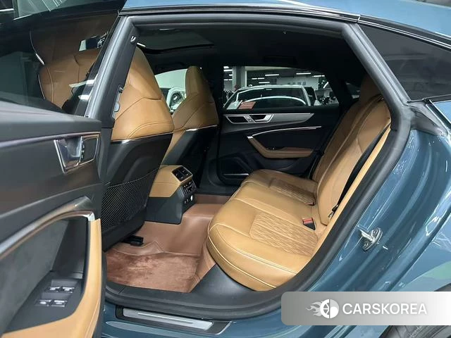 Audi A7L id 4291333 из Китая 19
