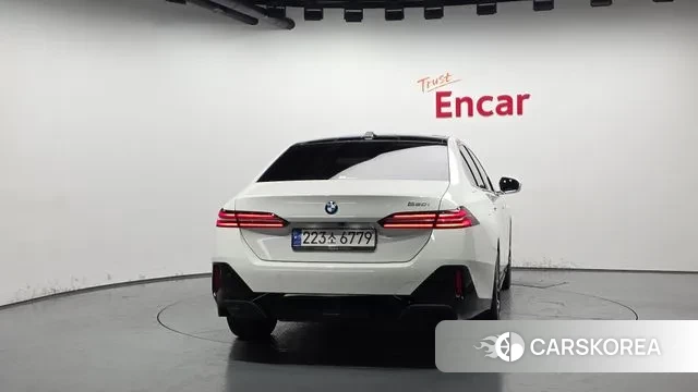 BMW 5 Series (G60) id 3447134 из Кореи 14