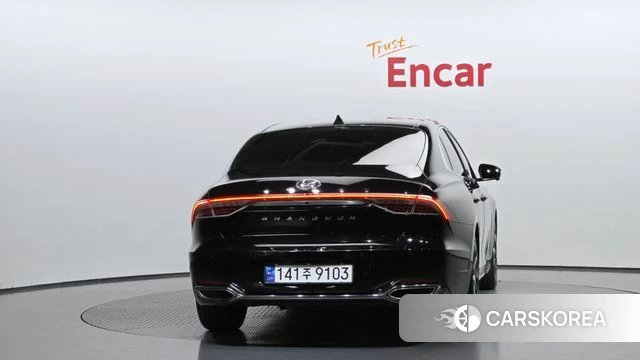 Hyundai The New Grandeur IG id 4268891 из Кореи 26