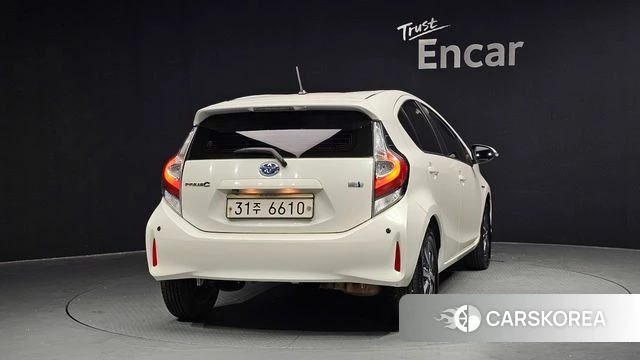 Toyota Prius C id 3966429 из Кореи 14
