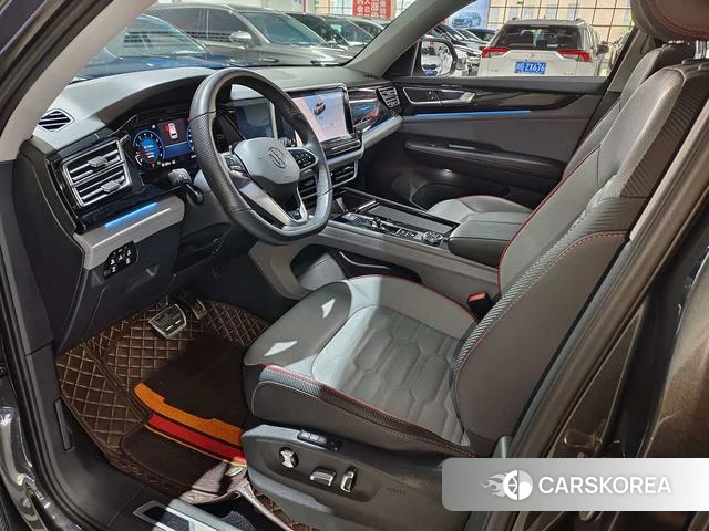 Volkswagen Tourang 2022 Темно-серый из Китая, фото 4